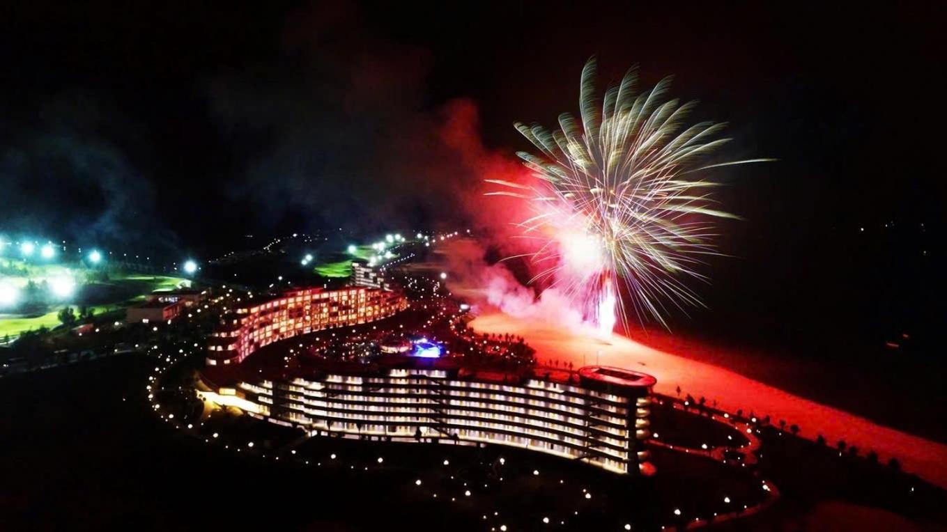Flc Luxury Resort Quy Nhơn Kültér fotó